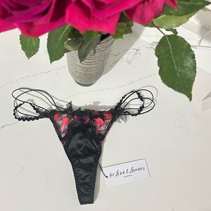 For love and lemons thong